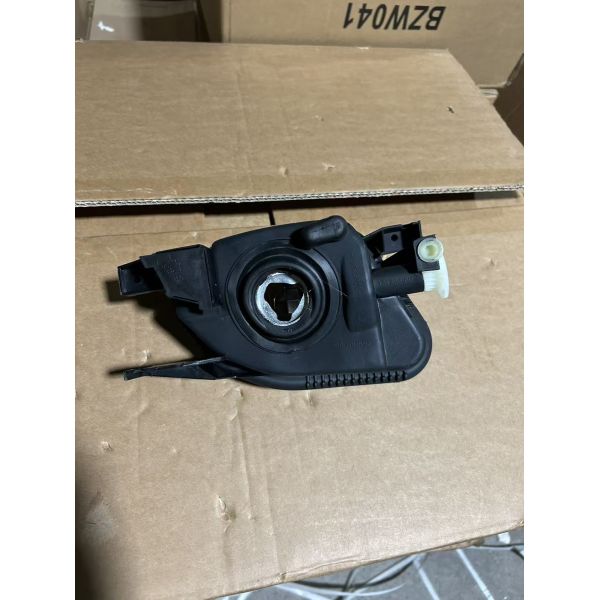OEM Mercedes Benz 9068200856 / 9068200956 Fog Lamp