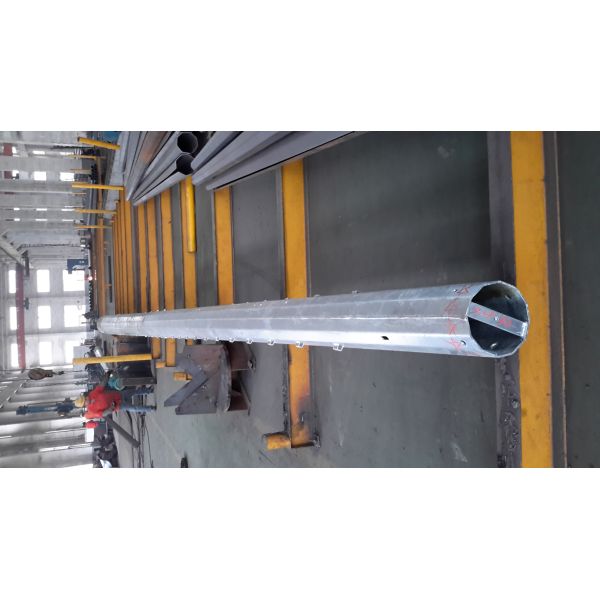 поляк передачи 25фт -100фт низкий Валтаге Филиппины стальной с оружиями угла