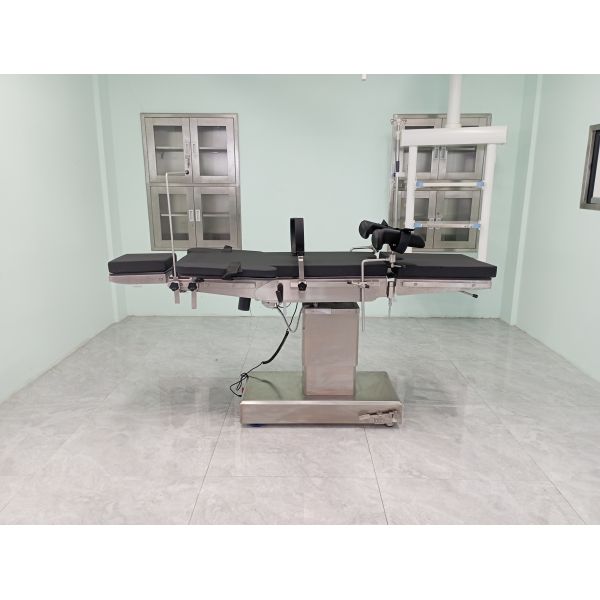 Electric Operation Table with parallel movement function