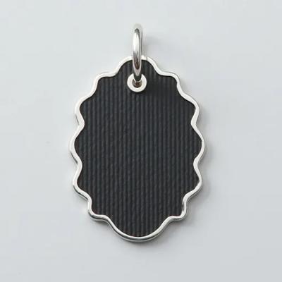Vintage Black leaf Men's Pendant,Showing a Gentleman's Retro Style