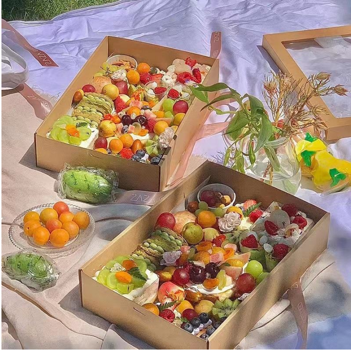 Bolsa de venta al por mayor Big Furit Snack Sandwich Postre Almuerzo Caja de playa de papel Kraft Camping Caja de picnic con ventana de PET