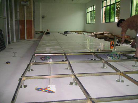 Пол чистой комнаты оборудования чистой комнаты доказательства пыли поднятый поставками с керамическим финишем