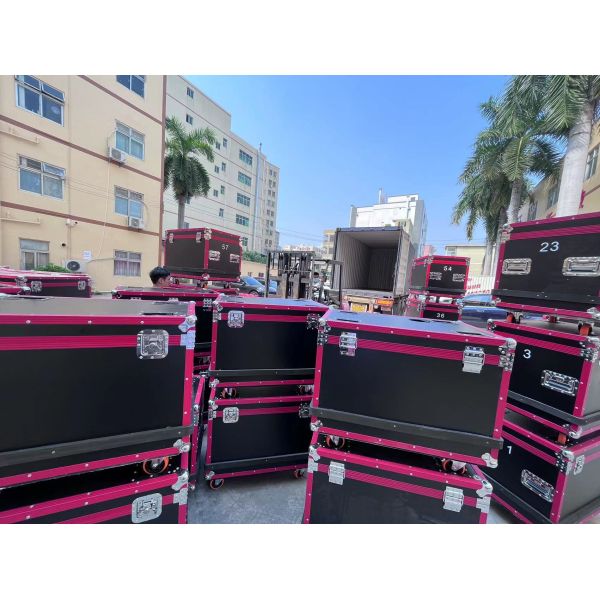 Outdoor P3.91mm 500x500mm Stage Rental LED Display 5000nits High Brightness