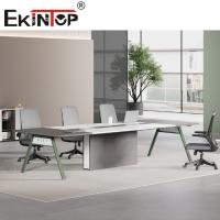 Mesa de reuniones rectangular convertible con las 4 piernas materiales de acero de madera