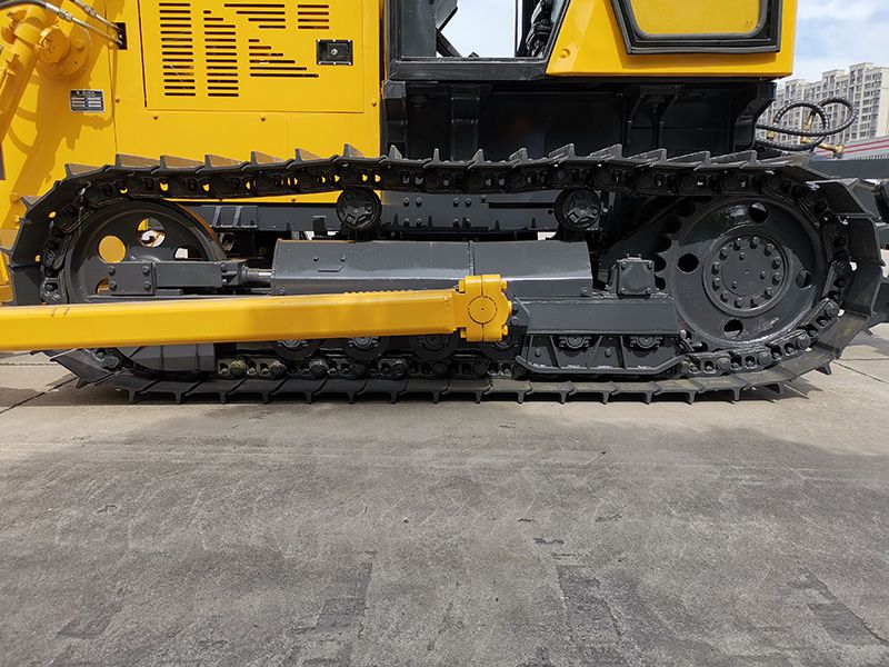 Оригинальная бульдозерная машина 320 HP 37T 38T 40T Track Dozer