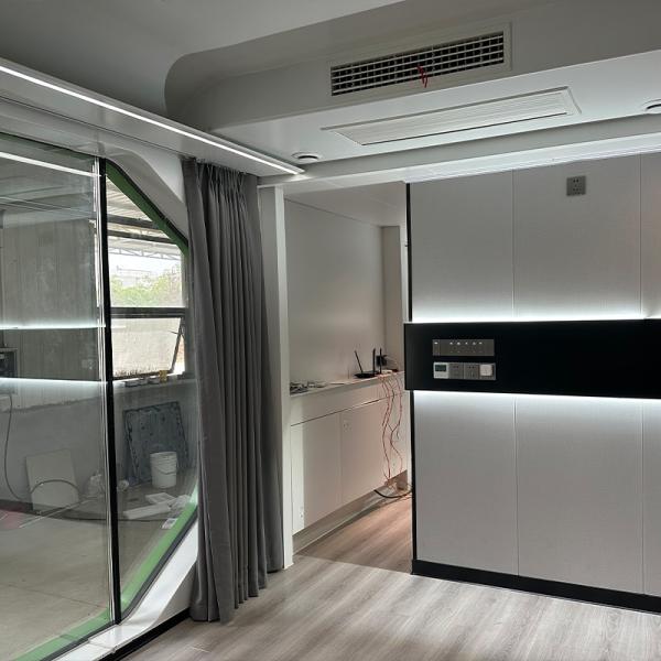 Mobile Container Hotel Prefabricated Capsule House For Touring Online Technical Support