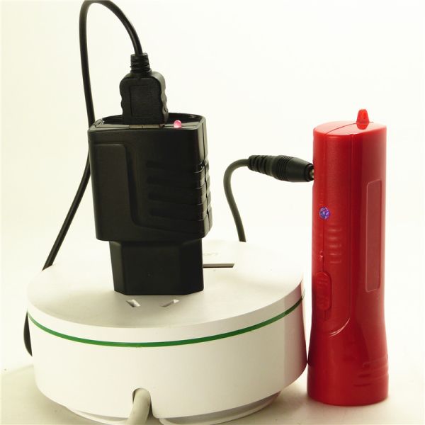 301O 3.7V 5V USB Li Ion Battery Charger EU Plug + USB Cable For Led Torches