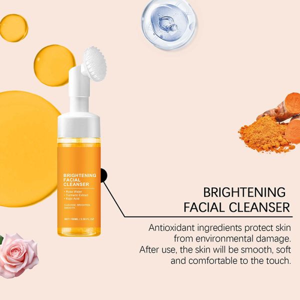 Étiquette privée Lumière blanchissante Nettoyage en profondeur Curcuma organique Acide kojique Nettoyeur facial mousse Laver le visage avec un pinceau