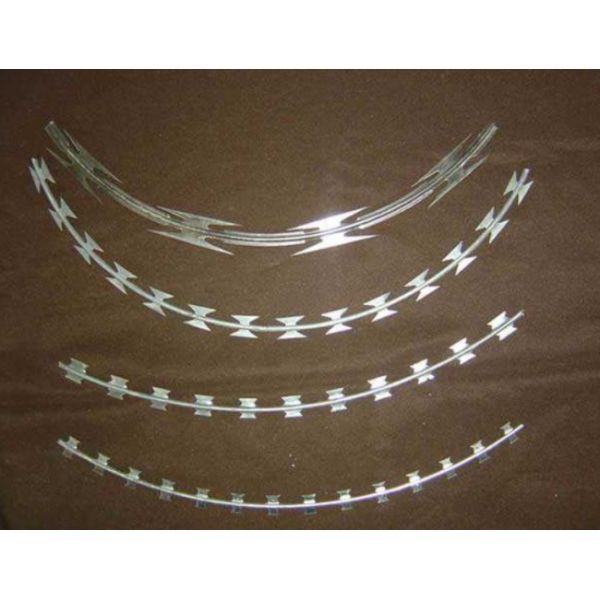 Степной прокат из оцинкованной колючей стали BTO-22 450MM