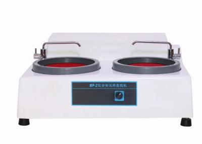 Preparação de espécime metalográfica da amostra que mói pre a máquina 450 RPM