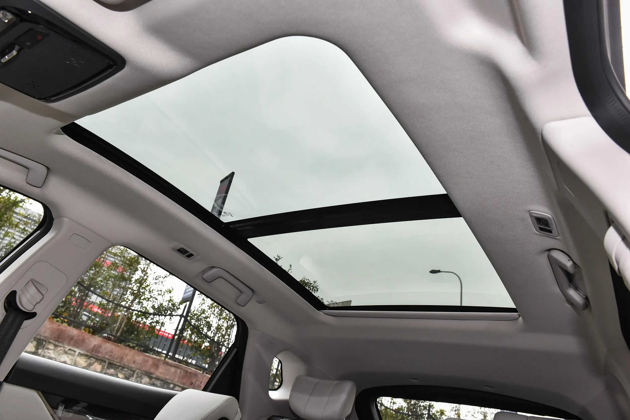 Jetour SUV Low Mileage SUV Automatic Transmission 2025year Family And Commercial Use