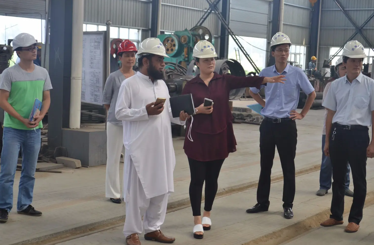 0.3mm-0.8mm Толщина HDPE Геомембрана Рыбный пруд линейка для лотосных прудов лотоса корневых прудов