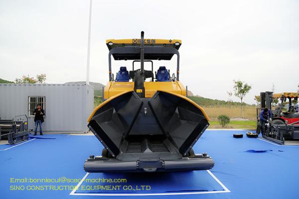 A construção de estradas de RP603L XCMG faz à máquina o Paver hidráulico completo da estrada da roda