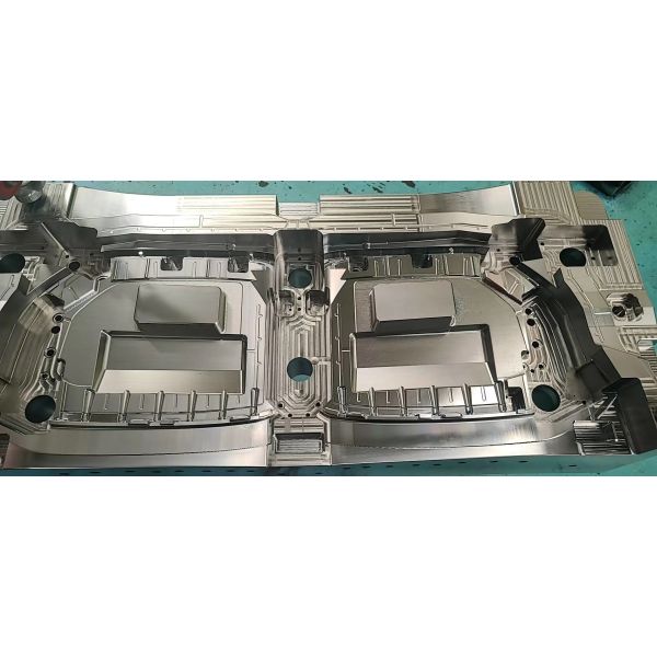 Auto Components S136HRC48-52  Plastic Injection Mould Car Interior Plastic Parts Supplier