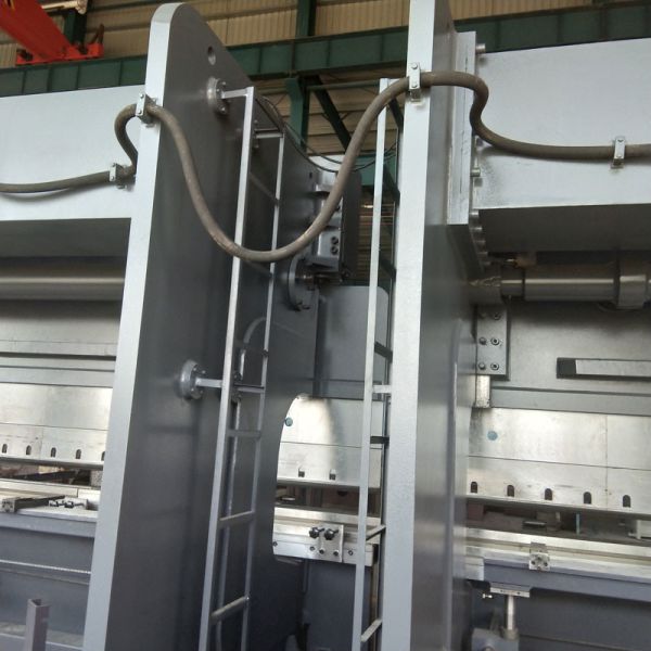 12M Length Heavy Duty Bending Machine For Telegraph Pole Press Brake