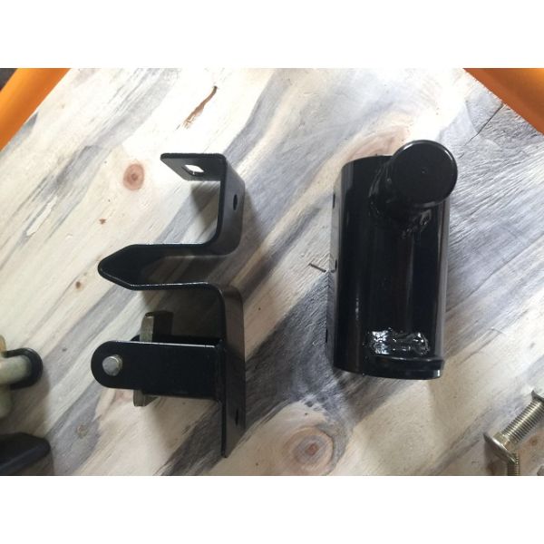 Одно ворот фермы пути Локабле запирают на задвижку покрытие черного порошка для оборудования конструкции