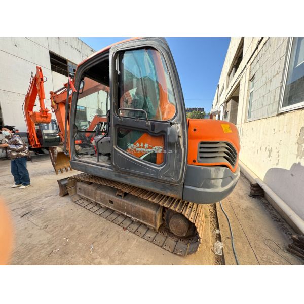 Doosan DX75-9C Mini Excavateur d'occasion Excellent état Couleur d'origine 0-2000 heures de travail