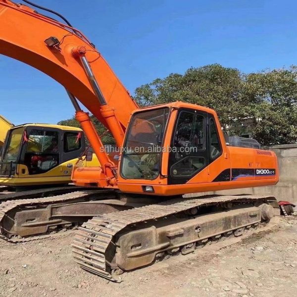 dossen in stock excavator used doosan dx300 with cheap price on sale