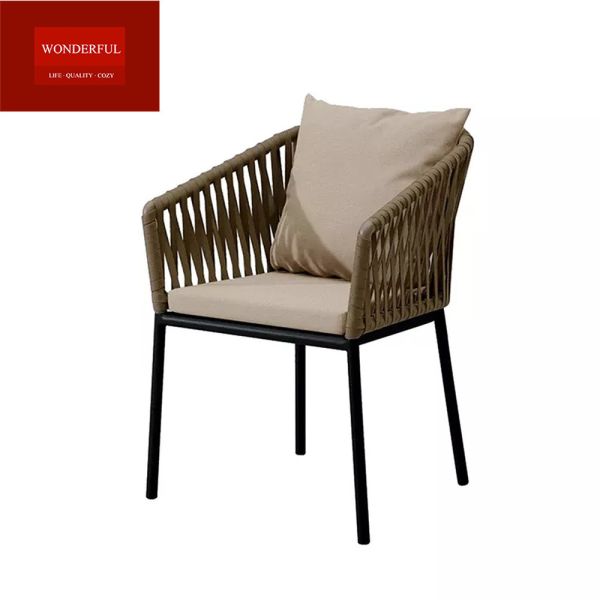 Comfortable High End Hotel Dining Chairs European Design Style with Modern Rattan