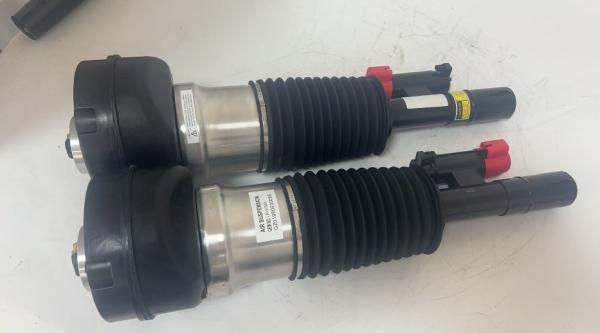 Front Vehicle Air Suspension Shock Absorber LR153051 LR153045 for Land Rover Range Rover