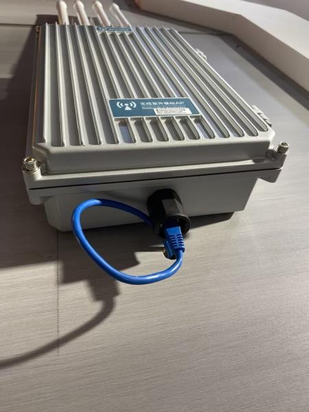 Industrial-grade Dual-band 11n Wireless Acess Point with Aluminium Alloy Enclosure