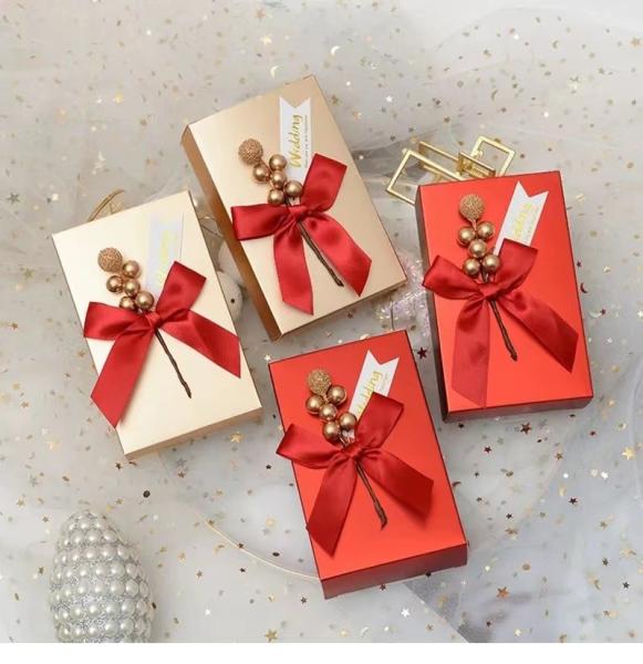 European Chocolate Packaging Paper Box 8.66*8.66*2.56In Waterproof Candy Favor Boxes