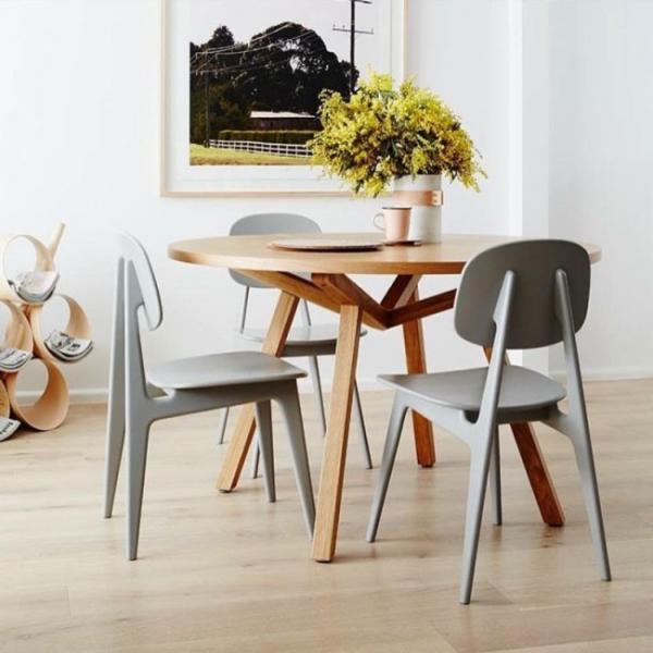 No Folded Multi Colors Solid Birch Wood Bunny Chair With 3-5 Years Warranty