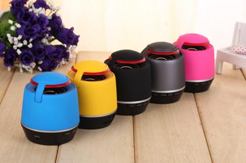 hot model hand free call Bluetooth speaker super bass Bluetooth portable speakers
