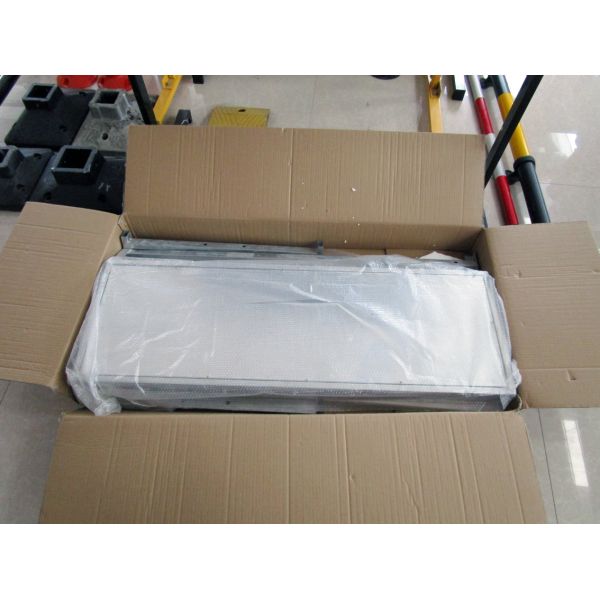 Traffic Warning 8W Aluminum Solar Signal Light