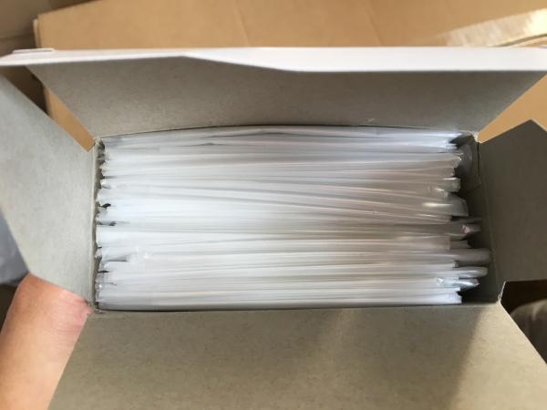 Disposable PE Plastic Hair Cape Single Folded for Beauty Haircut Protection