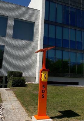Speed Dial Weatherproof Solar Powered Emergency Telephone  For Outside Buildings
