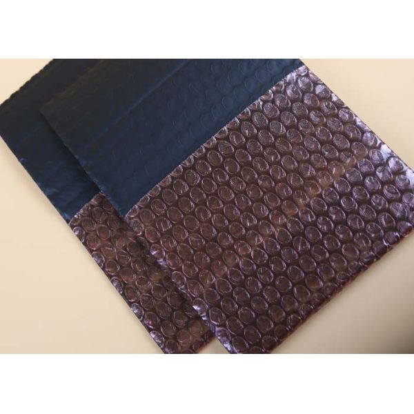 Choc amortissant les annonces noires de bulle de protections pour emballer le composant électronique