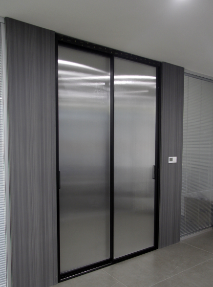 Slim Frame Black Frosted Sliding Door Anti Theft Room Divider Custom Thickness