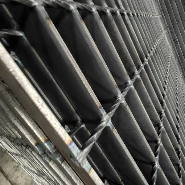 Stainless Steel Anti Slip Grating Easy To Install Excellent Durability And Corrosion Resistance