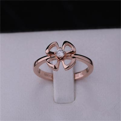 Grupo de Rose Gold Ring do quilate de Roma Gold Brand Jewelry Fiorever 18 com uma referência central 355305 do diamante