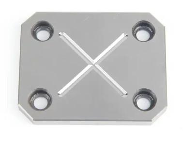 UG / PROE Custom Molded Plastic Parts X Shaped Wear Plate Mold