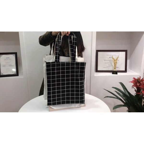 Customized Eco Fabric Tote Non-Woven Shopping Bag for Recyclable Fashion Accessories