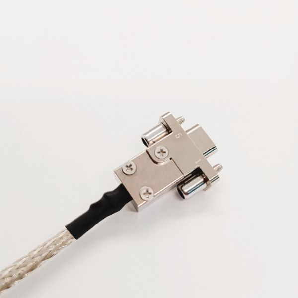 M83513 D Shape Connector with Metal Body and High-Temperature Resistance for 9~144 Pin Applications