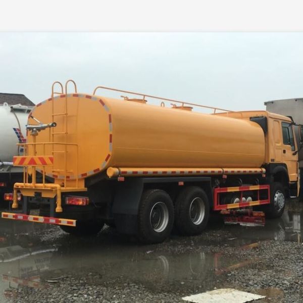 Sinotruk howo new 6x4 10 Wheels 21CBM mobile garden water bowser spray tank sprinkler truck aspersor for tanzania
