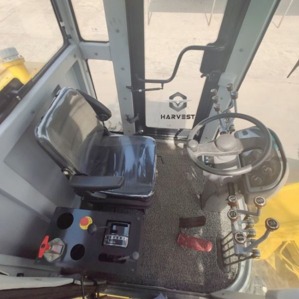 PY220C Motor Grader with Cummins 158kW Engine and Rear Ripper Hot Sale in Peru