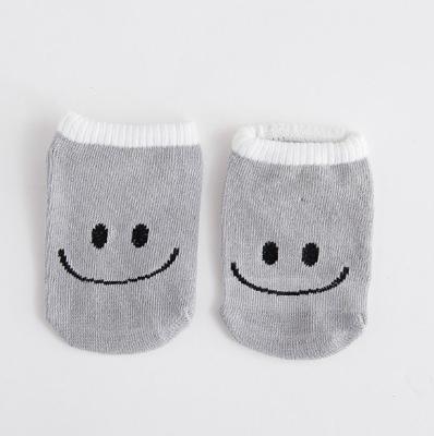 Smile Face Newborn Baby Socks / Bulk Baby Socks Gray Color Anti Bacterial
