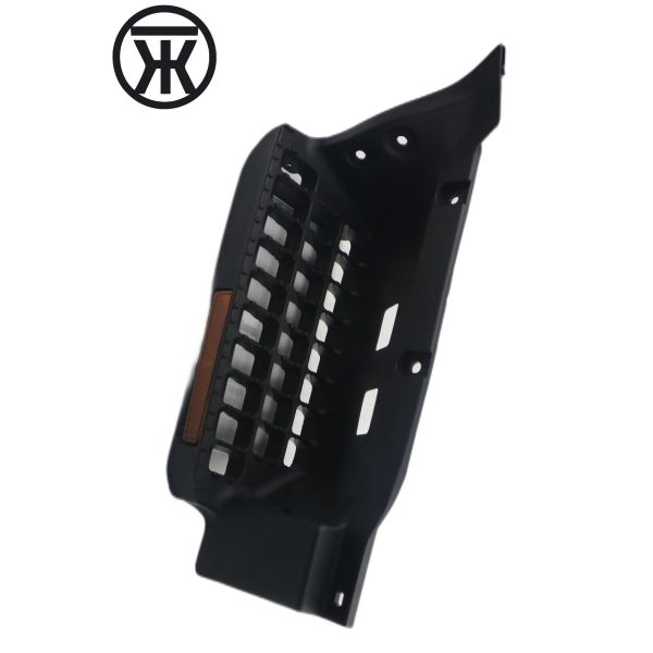 ISUZU 700P 4HK1 NPR75 PLATE STEP LH 8980227750  8405010-P301