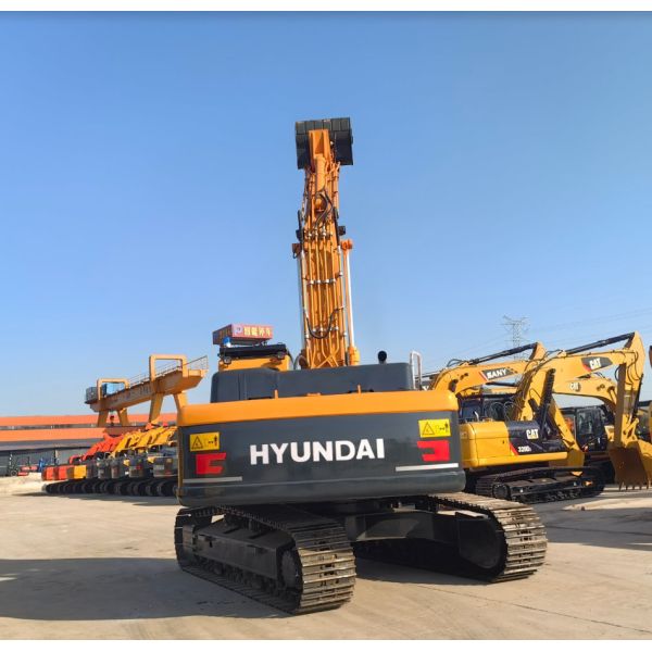 Année 2023 Hyundai 305 Hydraulique Croqueuse 30 Tonnes Excavateur Machines de construction d'occasion