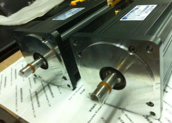 Técnicas de controle industriais 1.80kw do servo motor MGE-455-CONS-0000 de Emerson 3000rpm 480vac