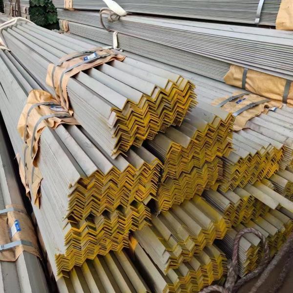 Hot Rolled Unequal Stainless Steel Angle Bar Inox AISI321 304 316L  309S 316Ti