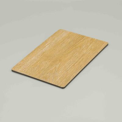 Painéis de revestimento de parede de alumínio composto amarelo resistente a arranhões de 4 mm