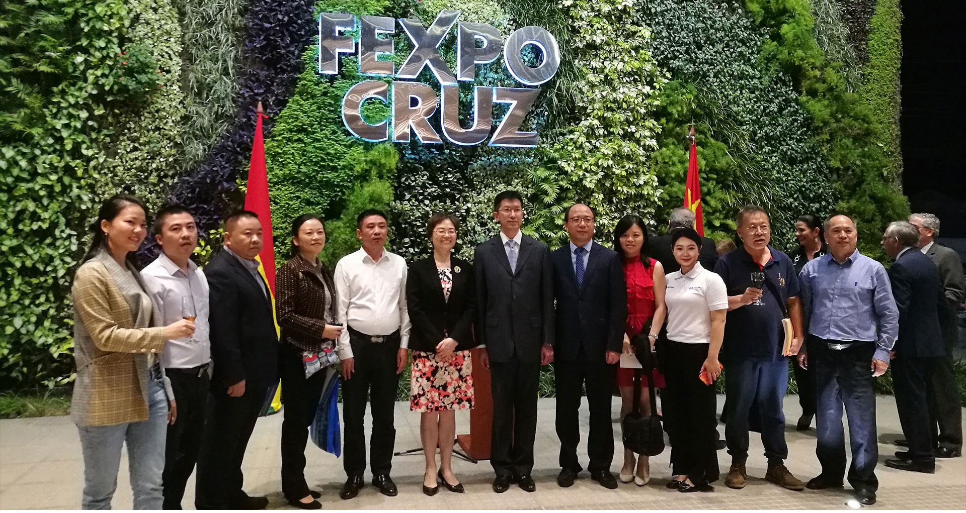 168 Полноплавучие бензиновые моторные трехколесные автомобили с задней осью для грузовых полкабин в Тунисе