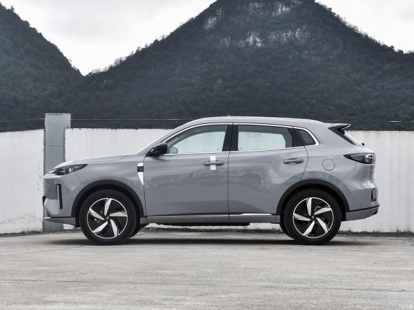 4539*1865*1680 Chang prime an Origin Q05 2023 60 PRO SUV Gasoline Car with 5 Seats