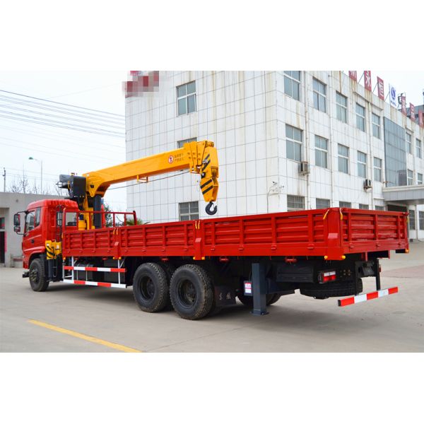 Hydraulic Telescopic Boom Lorry Crane 16 Ton 360 Degree Rotation For Construction