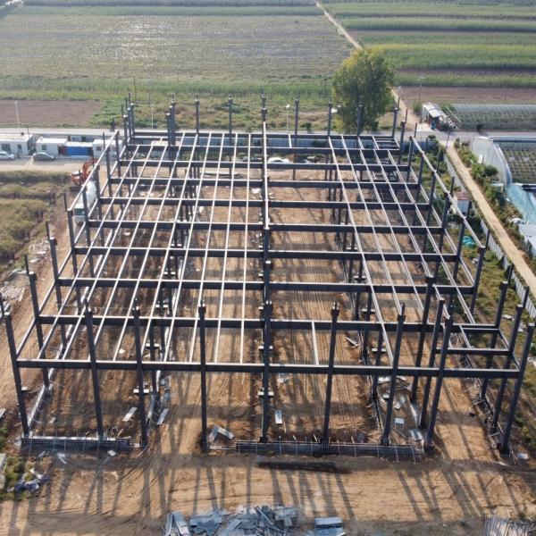 Construção de estruturas pré-fabricadas de aço para a construção de oficinas de armazém